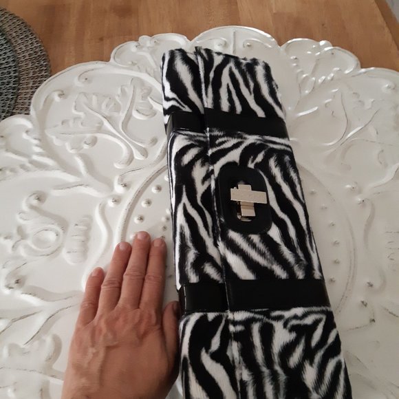 Cécile Hot Iron Clutch Purse zebra - Picture 4 of 6